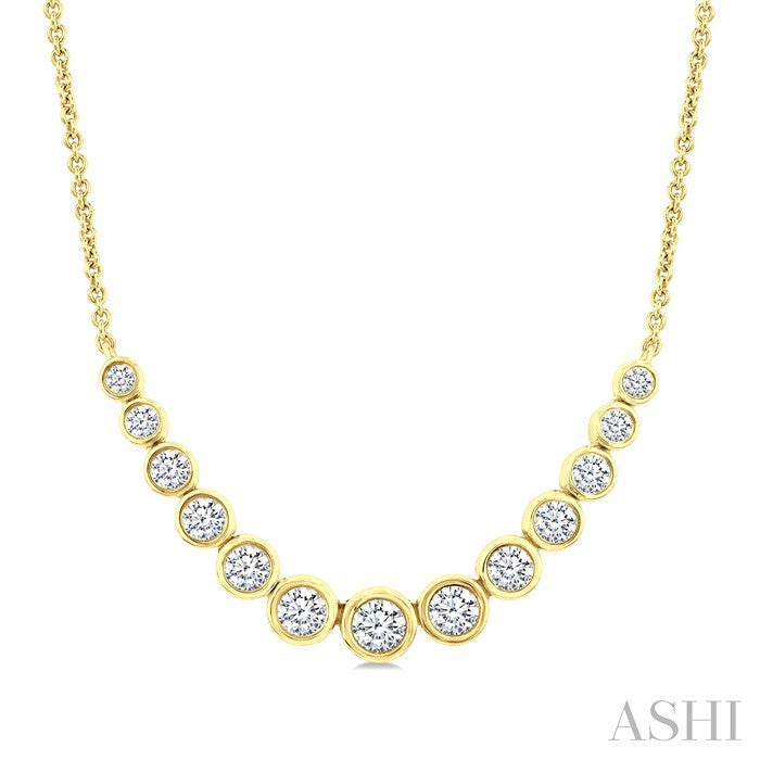 1 Ctw Graduated Bezel Set Round Cut Diamond Smile Necklace in 14K Yellow Gold