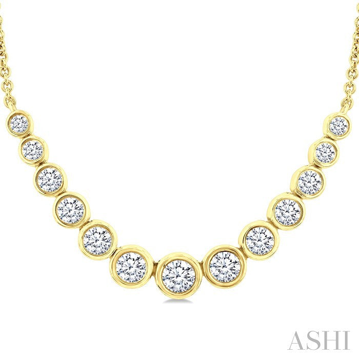 1 Ctw Graduated Bezel Set Round Cut Diamond Smile Necklace in 14K Yellow Gold