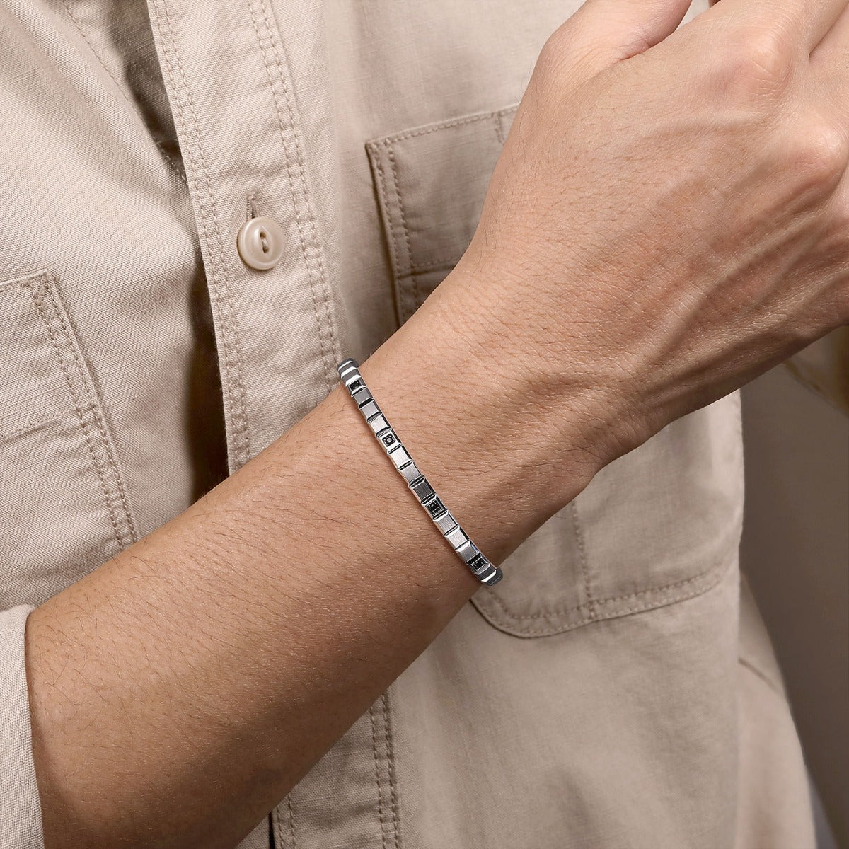925 Sterling Silver Black Spinel Open Cuff Angular Cuts Square Bangle