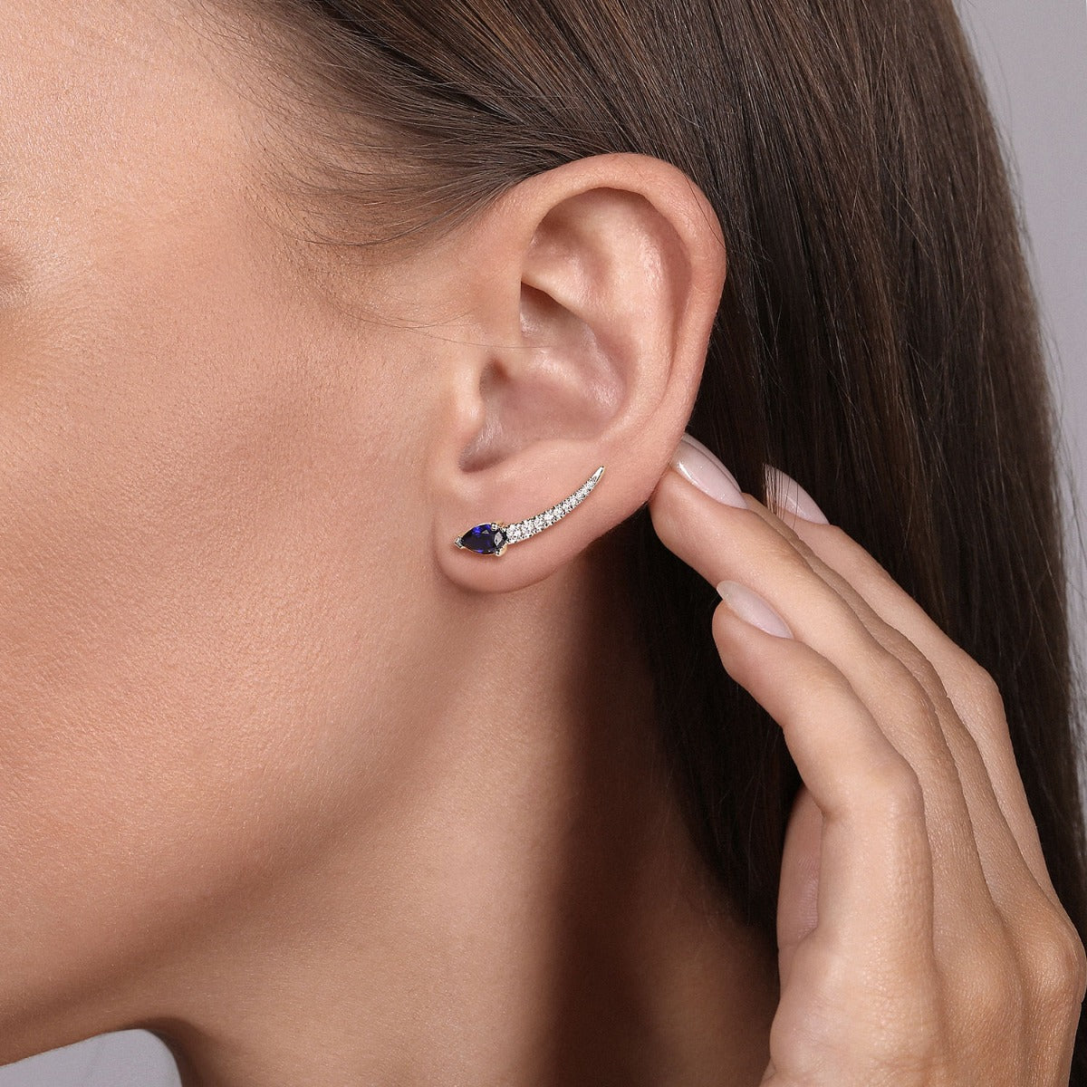 14K White Gold Diamond and Blue Sapphire Stud Earrings