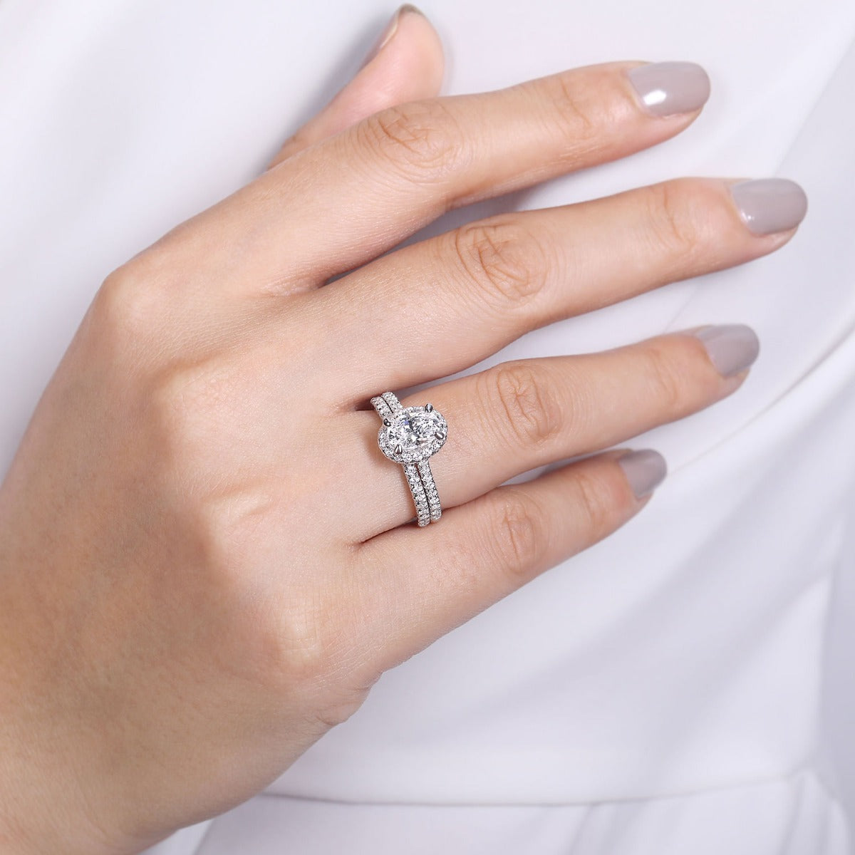 Idina - 14K White Gold Oval Halo Semi-Mount Ring
