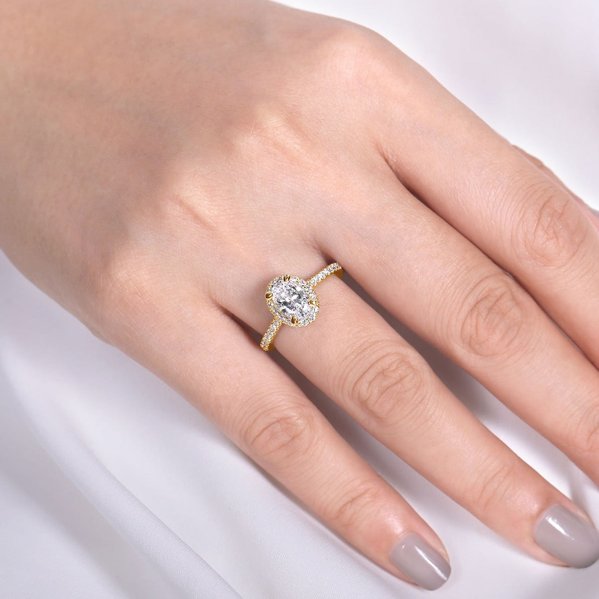 Idina - 14K Yellow Gold Oval Halo Semi-Mount Ring