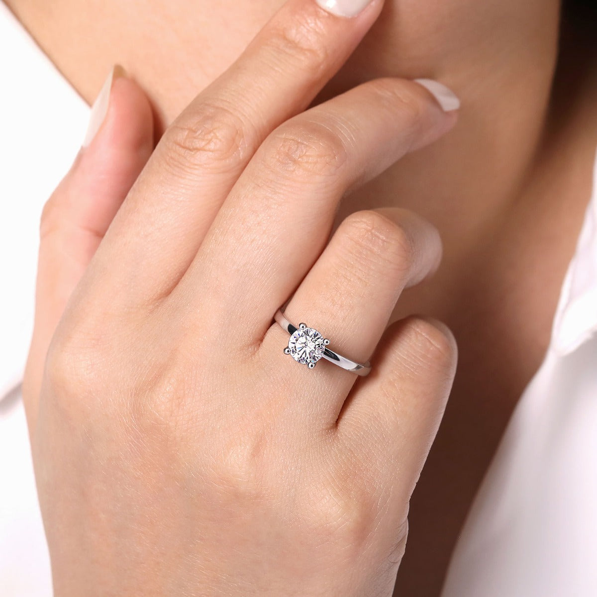 Paula - 14K White Gold Round Semi-Mount Ring