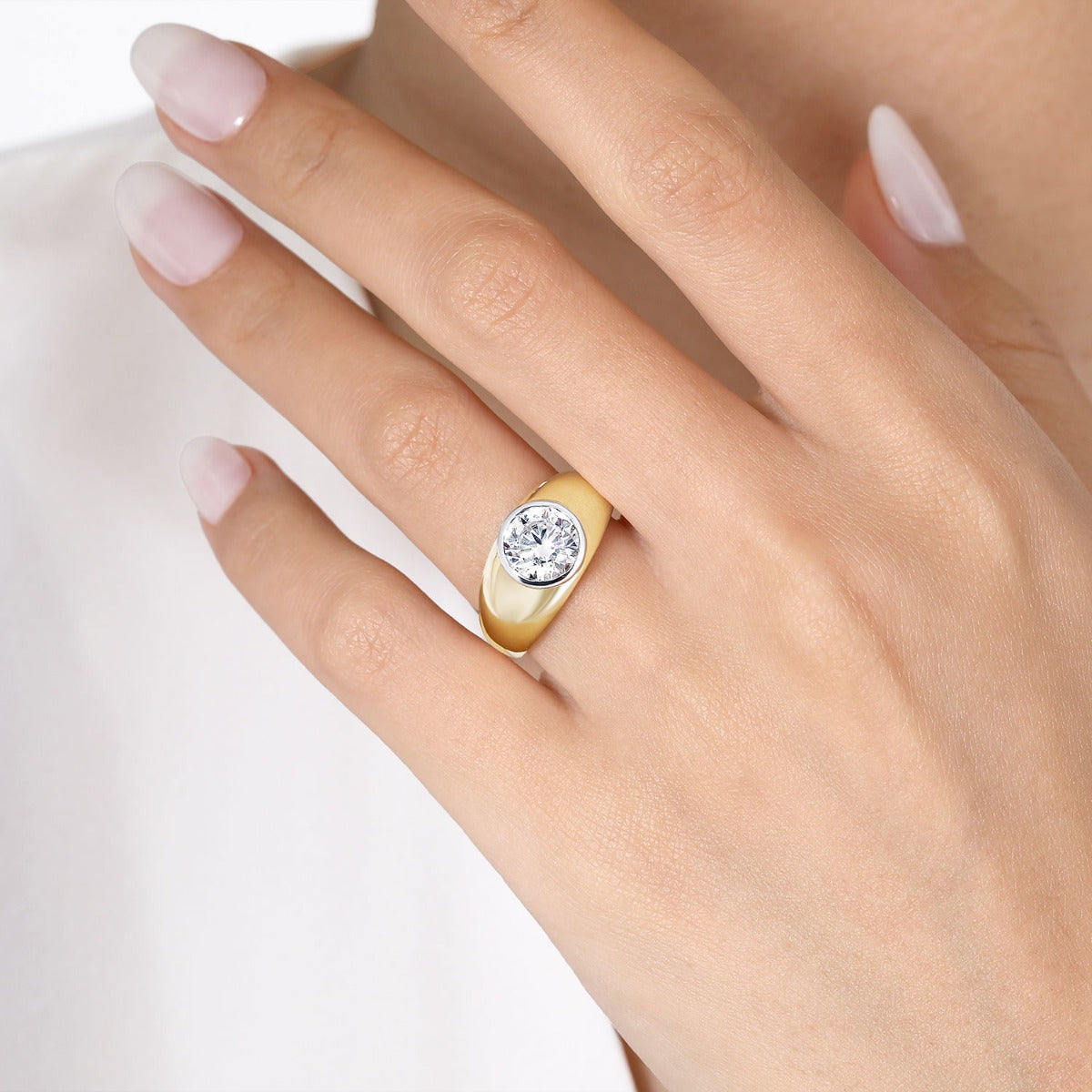 Caya - 14K White-Yellow Gold Round Semi-Mount Ring