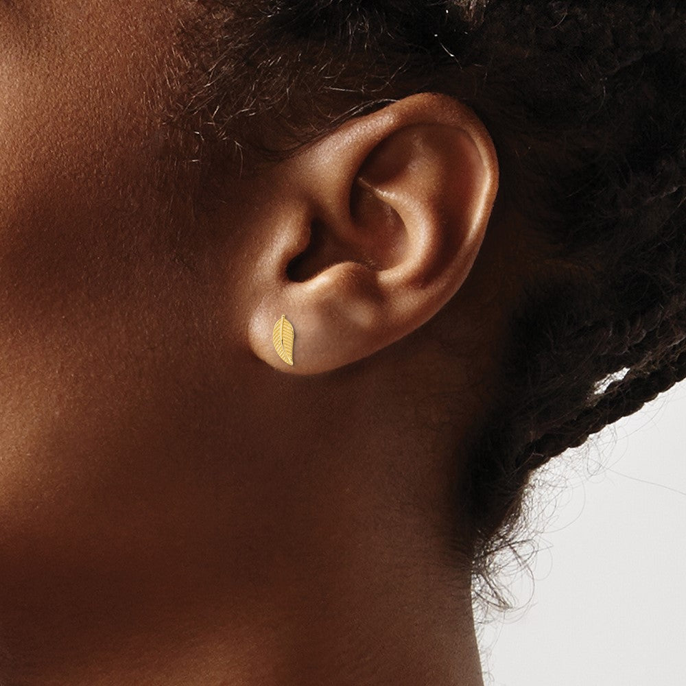 Peaches Nook 14k Madi K Kids Leaf Post Earrings