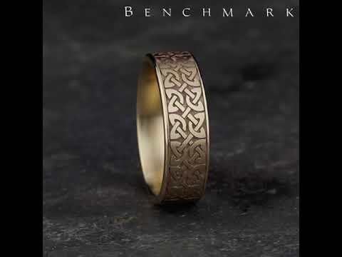THE BLARNEY 7mm, Comfort fit, 18K Yellow Gold, Quaternary knot designed center