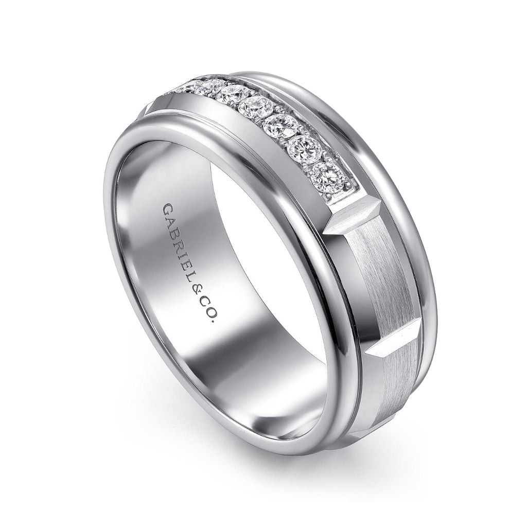 Everett - 14K White Gold Diamond Men's Wedding Ring in Satin Finish