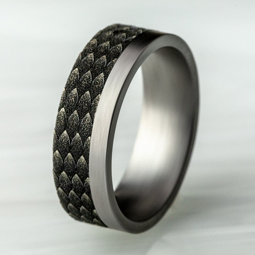THE TALON 7mm, Comfort fit, Grey Tantalum and Black Titanium, Dragon scale pattern, one satin edge