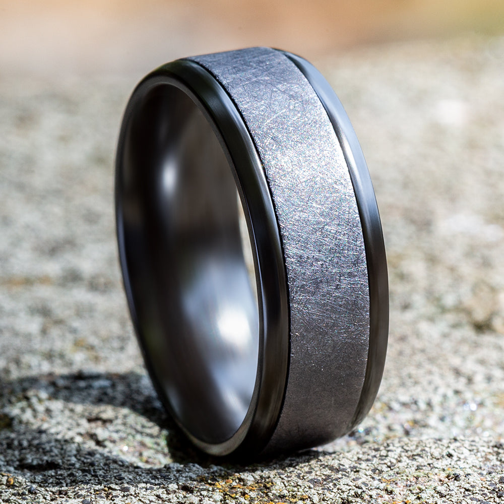 THE KNIGHT 8mm, Comfort fit, Black Titanium and Grey Tantalum , Swirl center, polished drop bevel edges