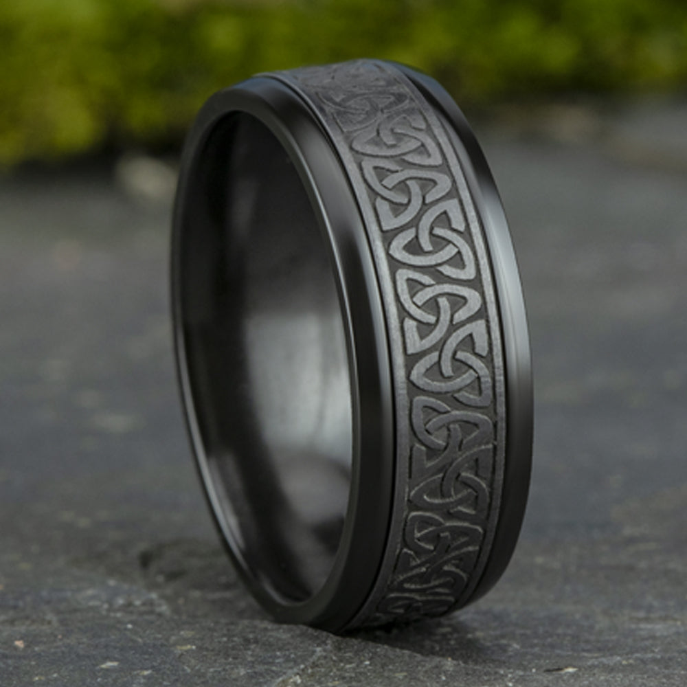 THE GALWAY 8mm, Comfort fit, Grey Tantalum and Black Titanium, Celtic knot pattern, polished drop bevel edges
