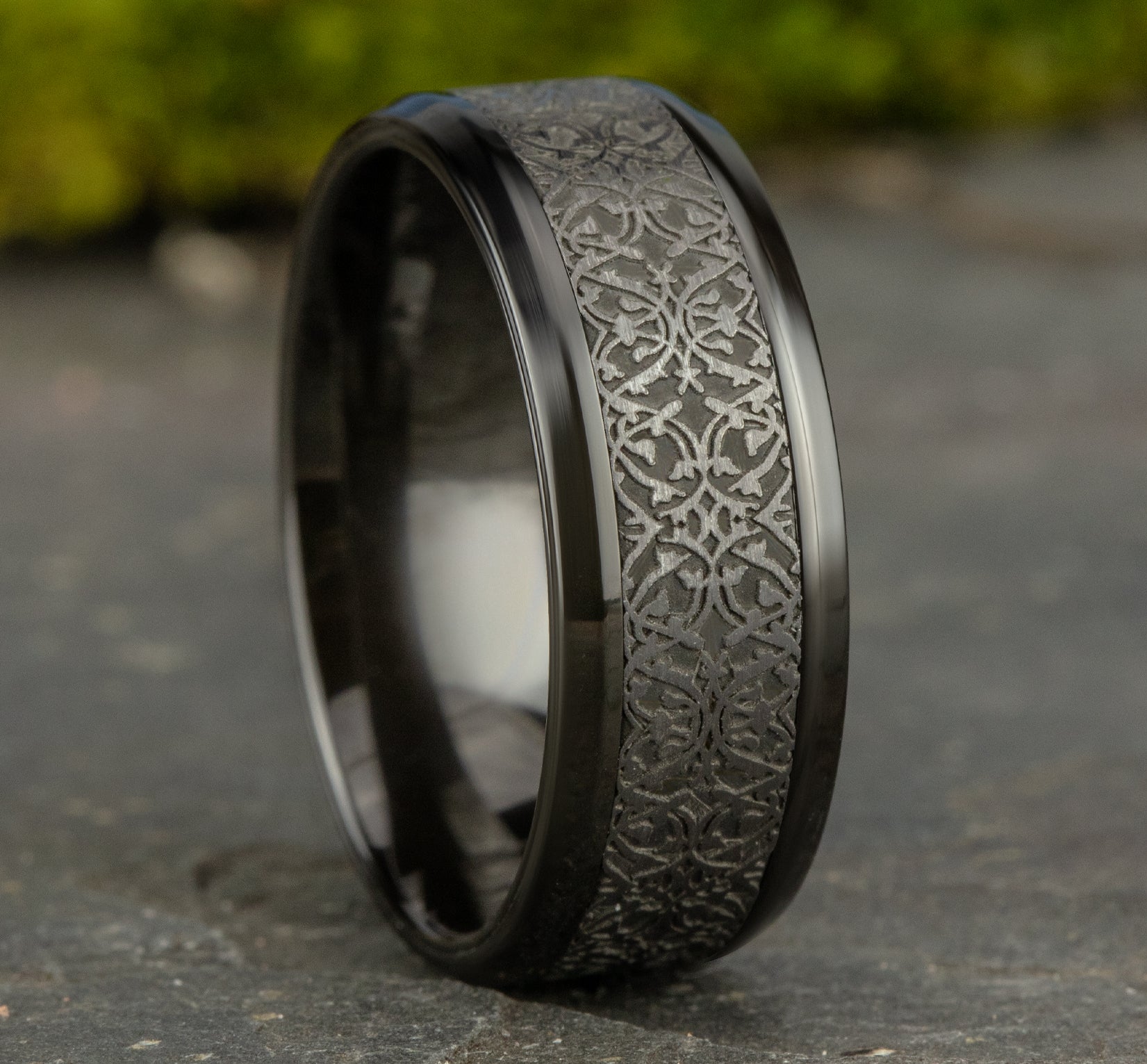 THE CONQUERER 8mm, Comfort fit, Black Titanium and Grey Tantalum, Ottoman pattern, polished drop bevel edges