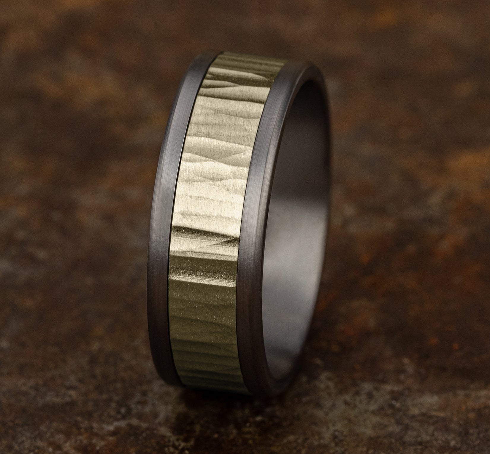 THE EXCAVATOR 8mm, Comfort fit, Grey Tantalum and 14K Yellow Gold, Vertical hammered finish, straight edges