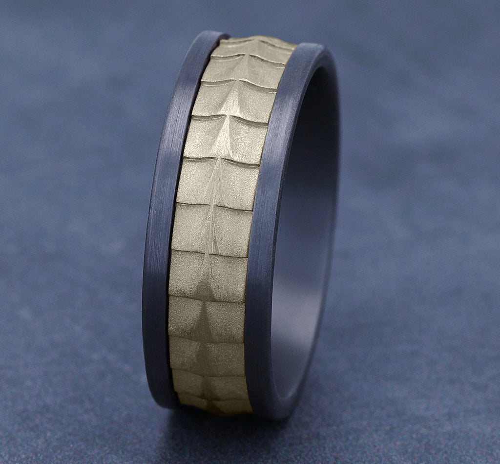 THE DUNDEE 8mm, Comfort fit, Grey Tantalum and 14K Yellow Gold, Crocodile skin patterned center
