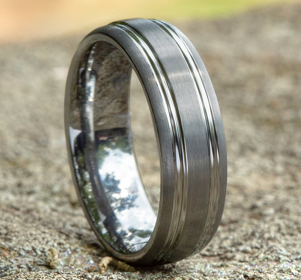 THE PREDATOR 7mm, Comfort fit, Tungsten, Satin finish, double polished center cuts