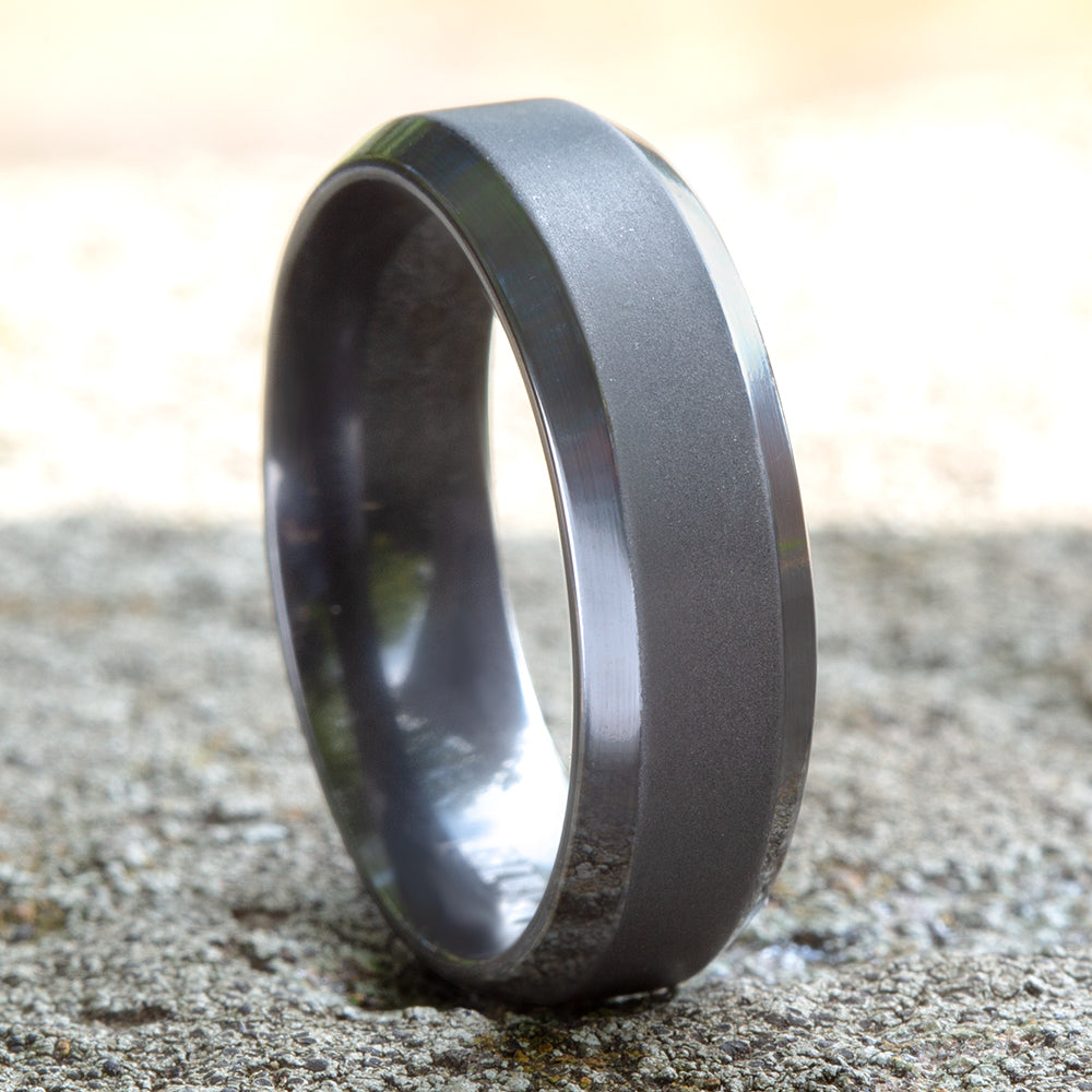 THE CHANCELLOR , 7mm, Comfort fit, , Darkened Tantalum, , Sandblast center, polished bevel edges,
