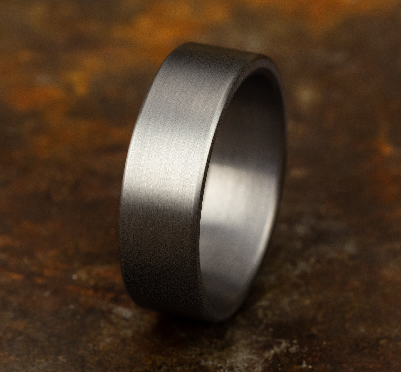 THE LIEUTENANT 7mm, Comfort fit, Grey Tantalum, Satin finish