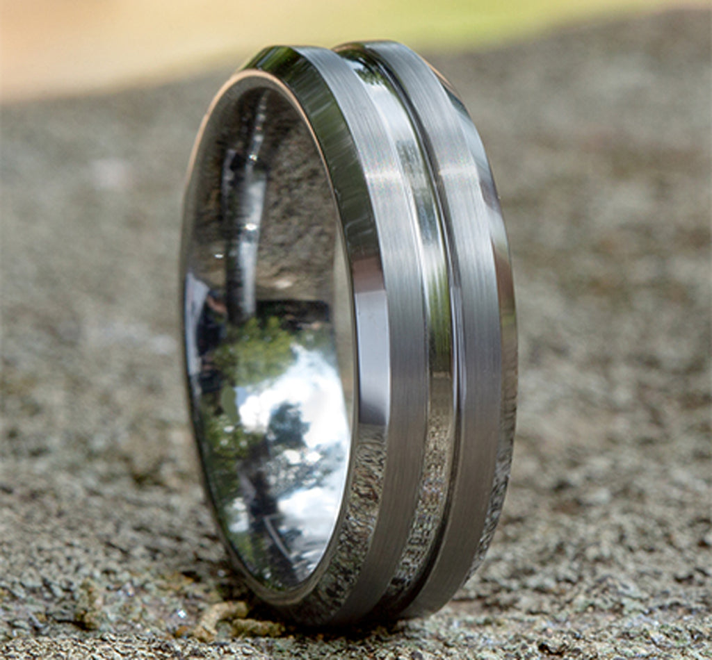 THE STEALTH 7mm, Comfort fit, Tungsten, Satin finish, polished concave center cut with polished bevel edges