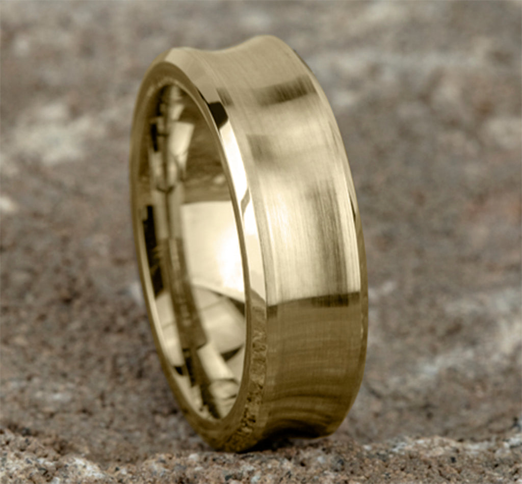 THE GROTTO 7.5mm, Comfort fit, 14K Yellow Gold, Satin finished concave center, polished bevel edges