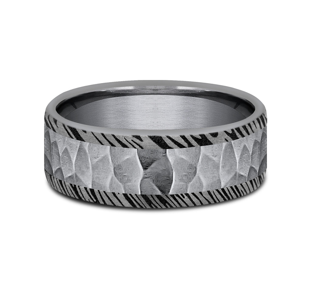 THE LEDGER 8mm, Comfort fit, Grey Tantalum, Hammered center, wood grain patterned edges