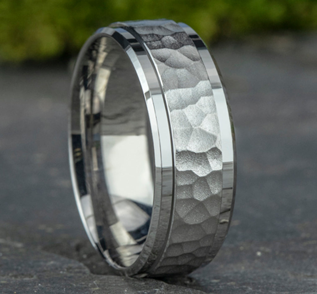 THE CAMINO 8mm, Comfort fit, 14K White Gold, Hammered center, polished bevel edges