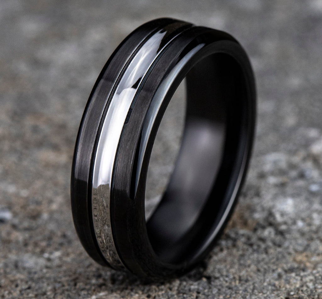 THE HARRISON 7.5mm, Comfort fit, Black Cobalt, Satin finish, polished concave center cut
