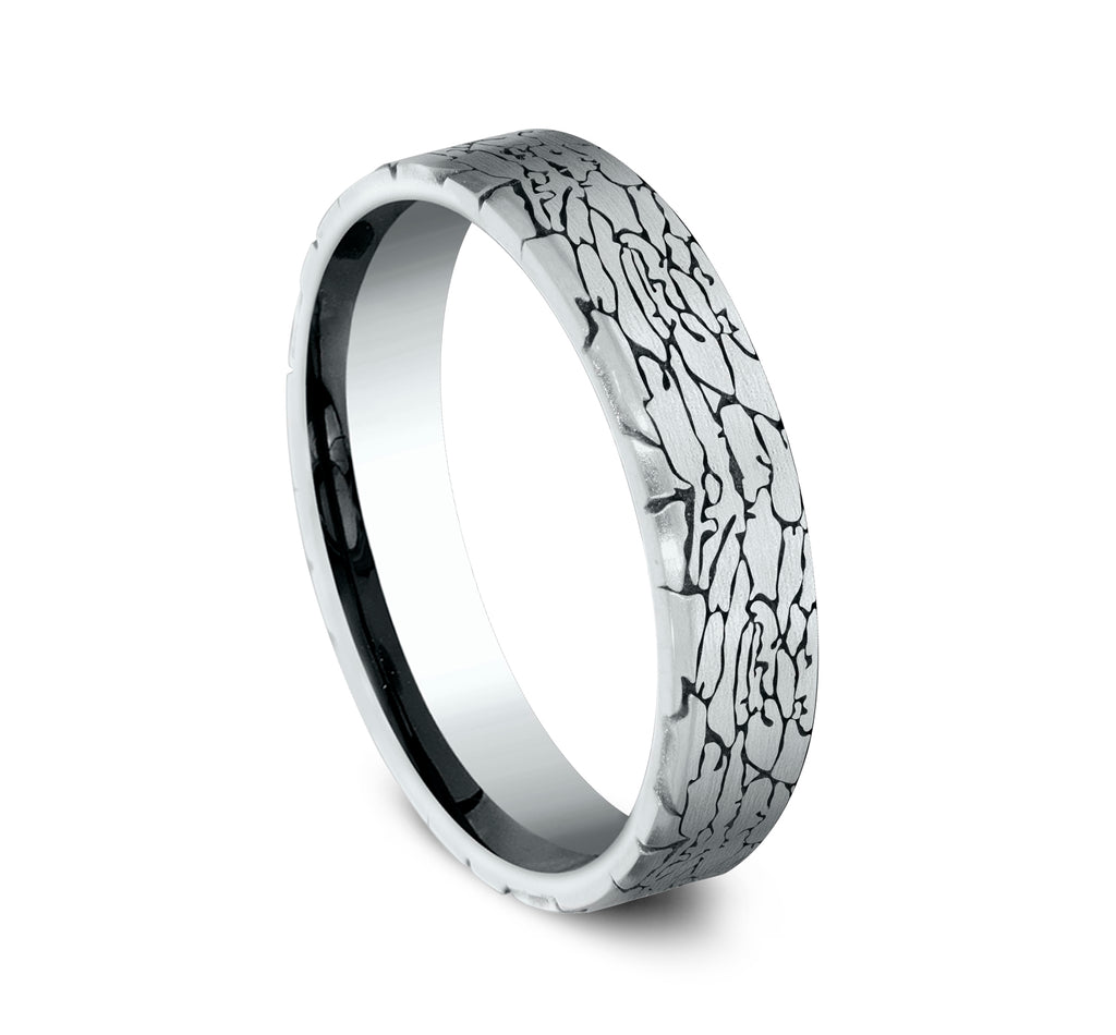 THE AVALON 5mm, Comfort fit, 14K White Gold, Fractured rock pattern