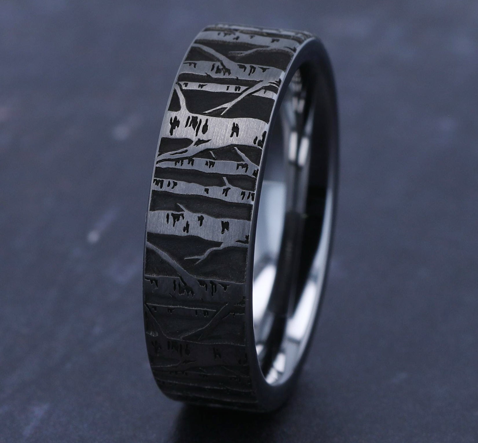 THE BIRCH 7mm, Comfort fit, Tungsten, Birch tree pattern