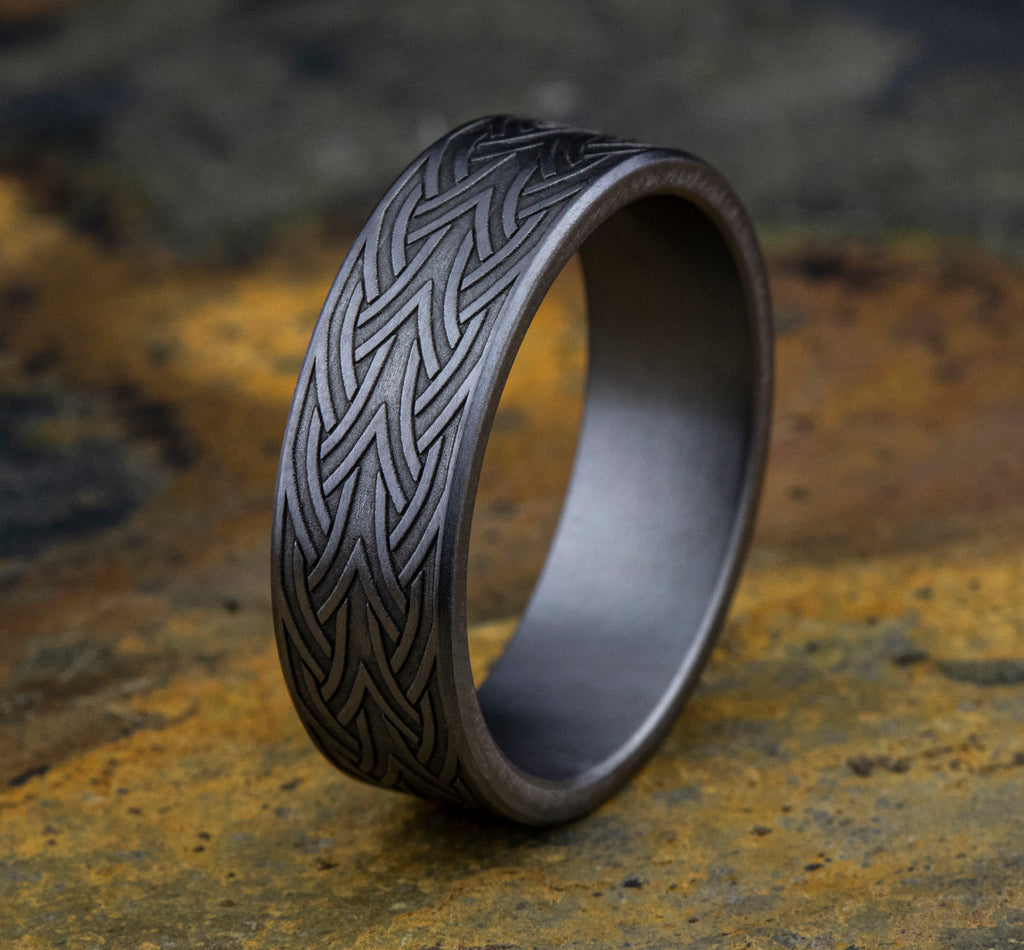 THE WATERFORD 7mm, Comfort fit, Grey Tantalum, Celtic arrow knot designed center, thin edges