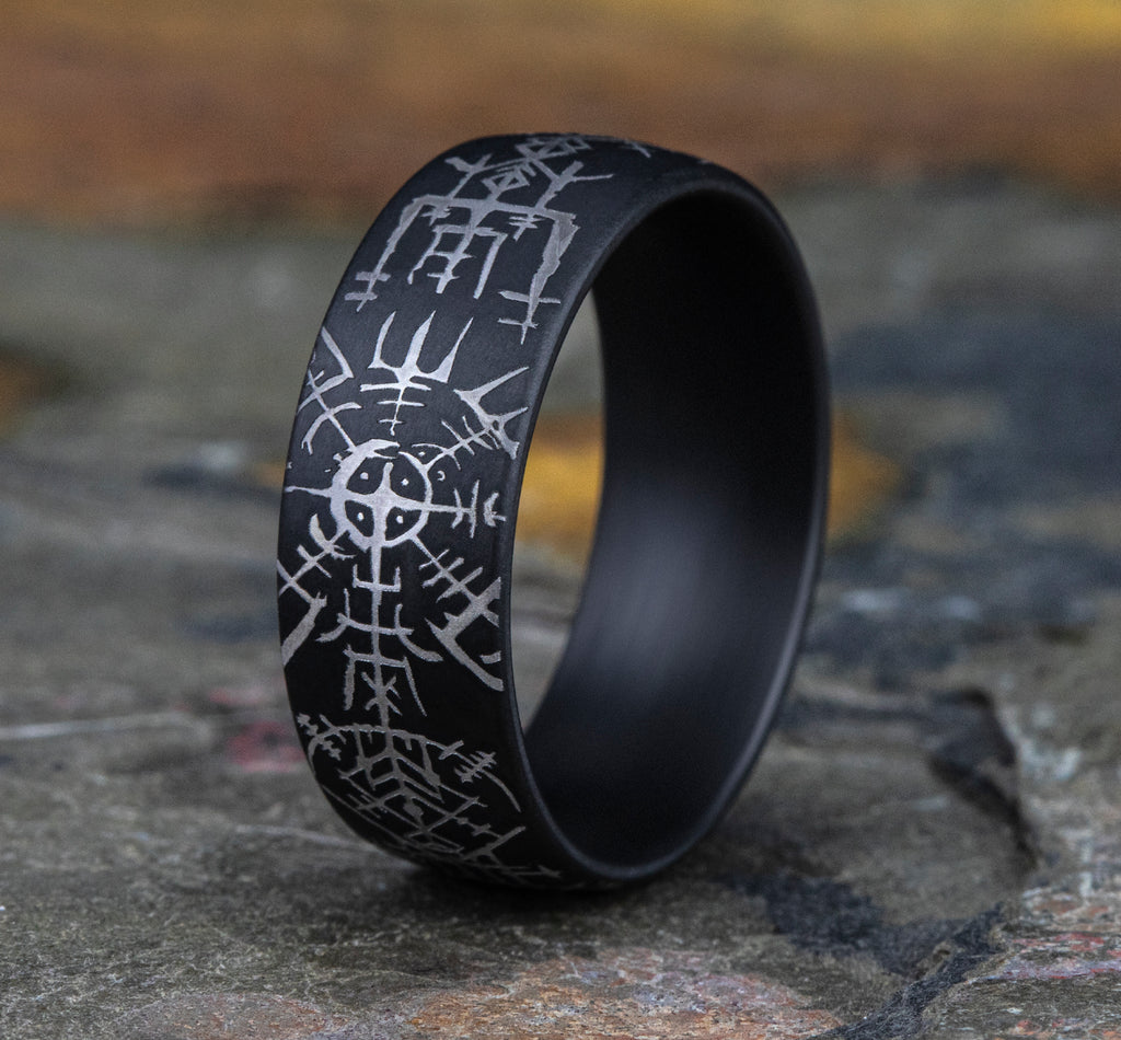 THE VIKING 8mm, Comfort fit, Darkened Tantalum, Viking compass pattern