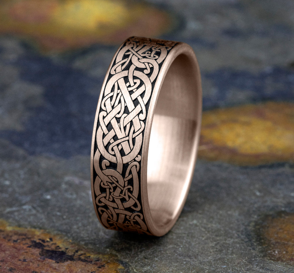 THE BERGEN 7mm, Comfort fit, 14K Rose Gold, Viking knot pattern