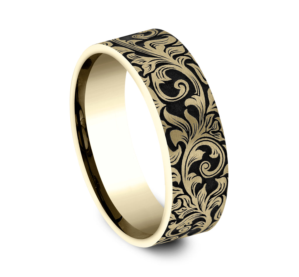 THE OVERLORD 8mm, Comfort fit, 14K Yellow Gold, Vintage script  pattern