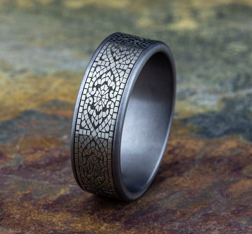 THE BURANO 7.5mm, Comfort fit, Grey Tantalum and Grey/Black Titanium, Mosaic patterned center, thin edges