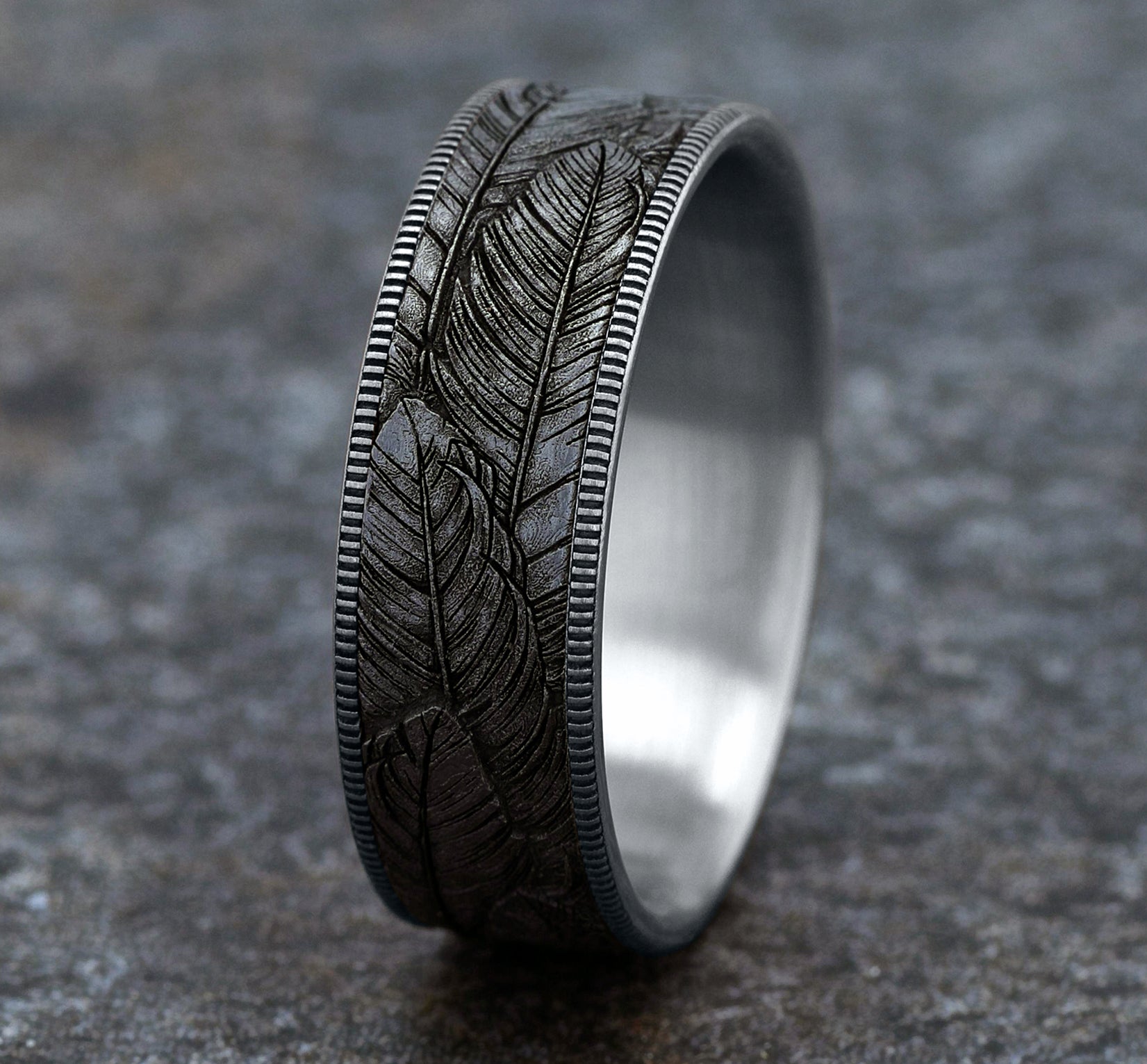 THE COVEY 7.5mm, Comfort fit, 14K White Gold and Grey Tantalum, Feather pattern, thin edges