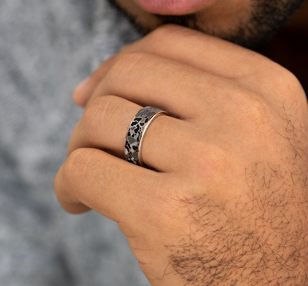 THE DUCK CAMO 7.5mm, Comfort fit, 14K Rose Gold and Grey Tantalum, Duck camo pattern, thin edges