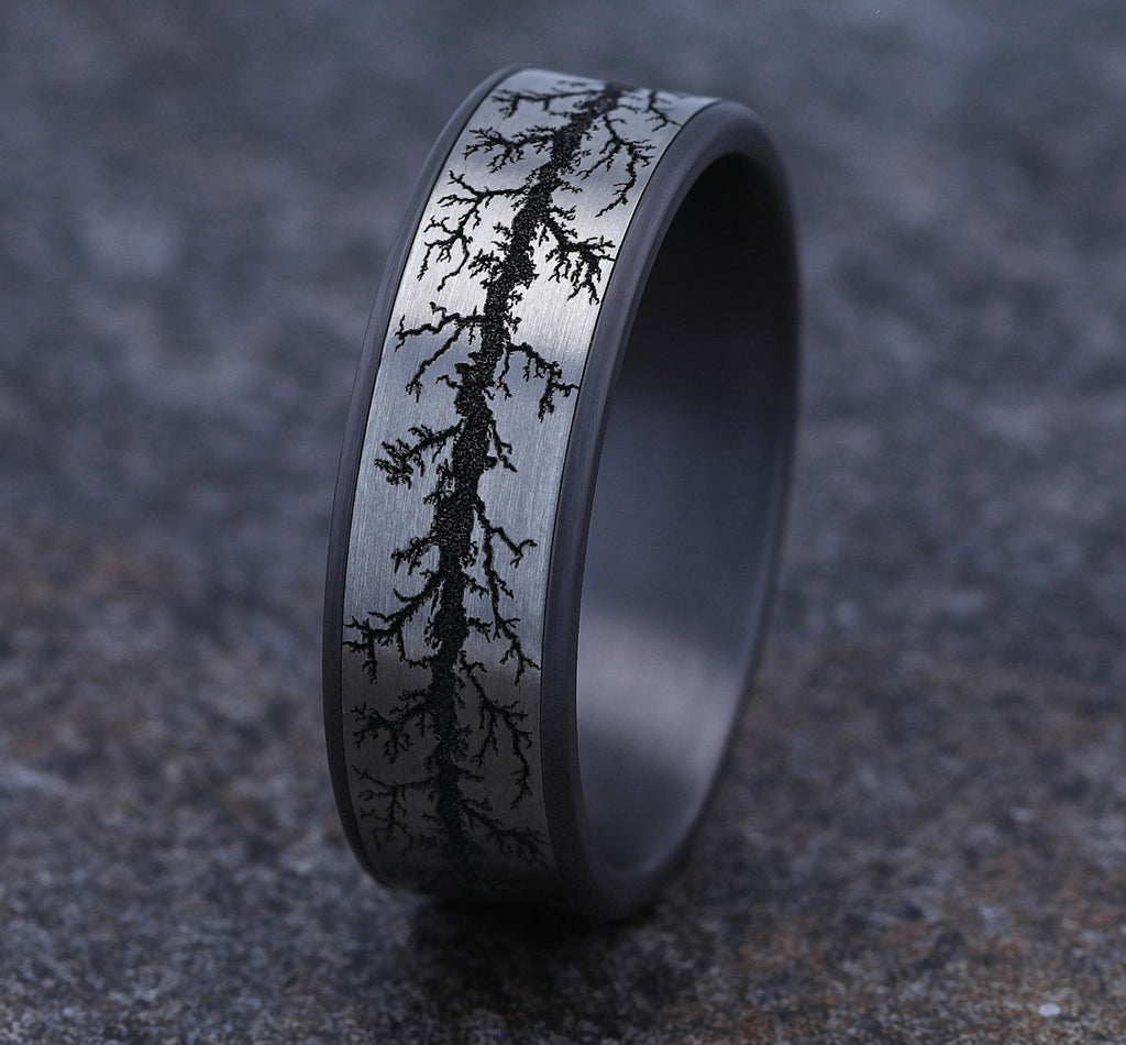 THE WOOD BURN 7.5mm, Comfort fit, Grey Tantalum and Grey/Black Titanium, Wood burn pattern, thin edges