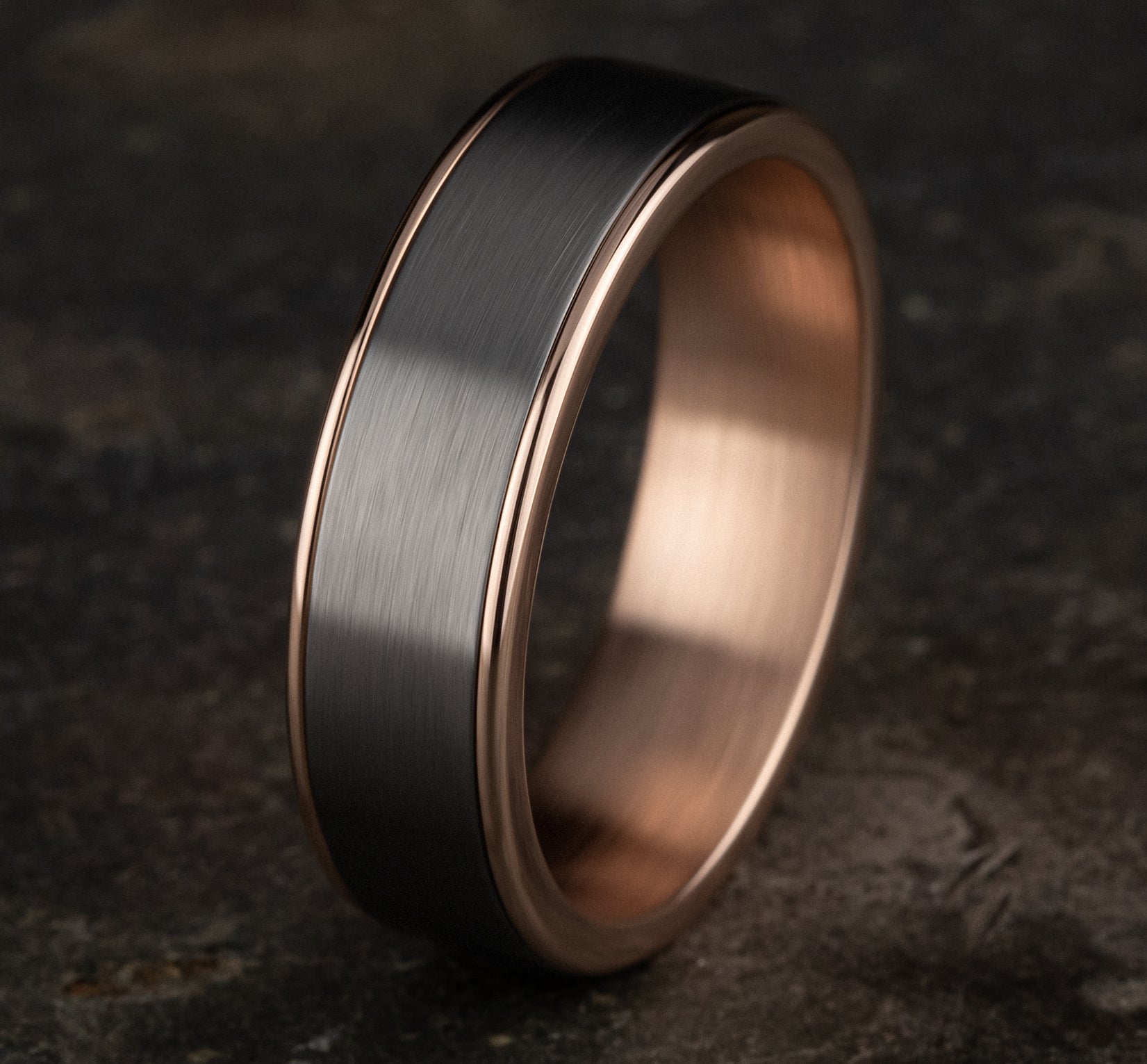 THE REMBRANDT 6.5mm, Comfort fit, 14K Rose Gold and Grey Tantalum, Satin center, polished thin edges