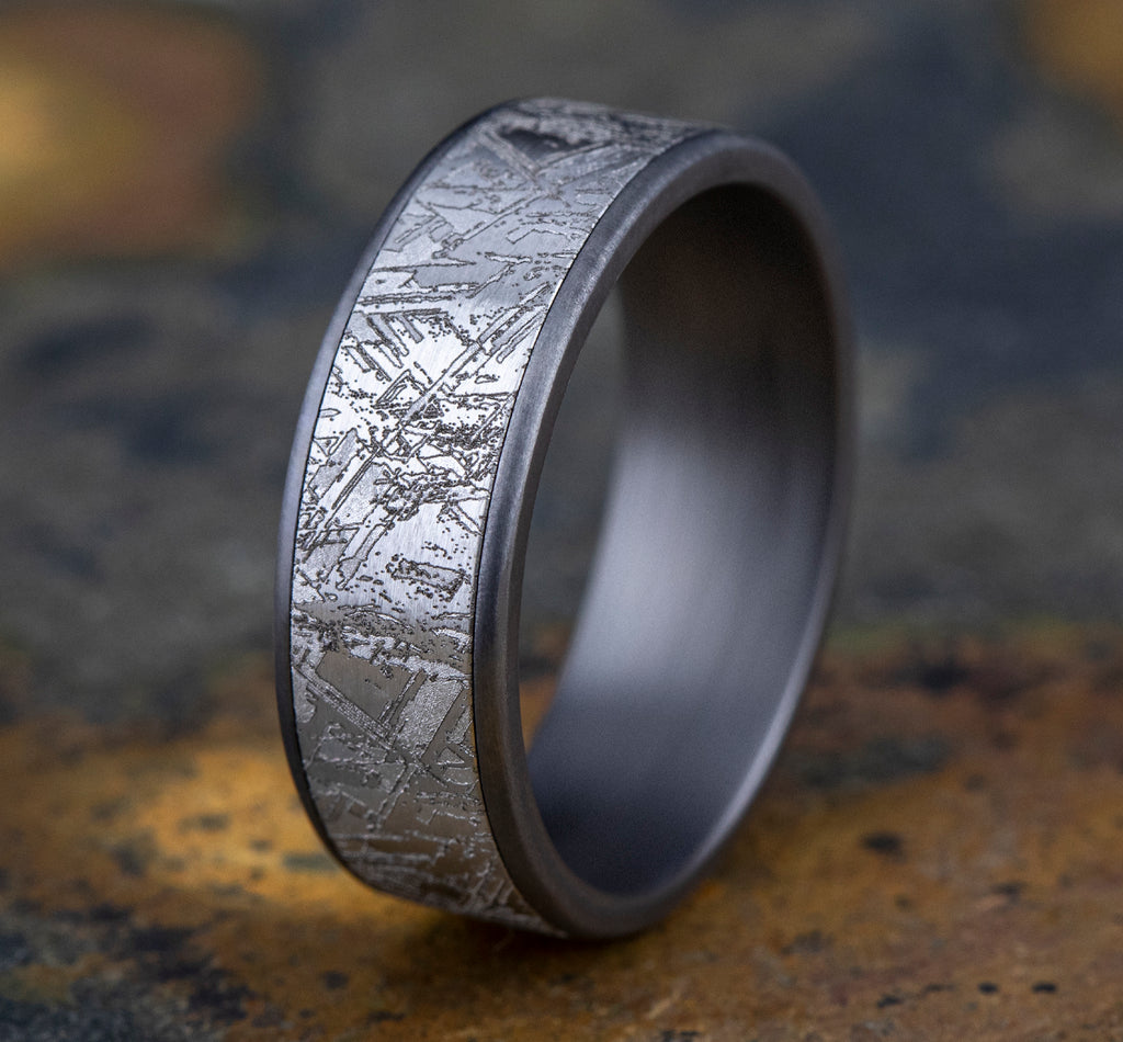 THE GIBEON 7.5mm, Comfort fit, Grey Tantalum and 14K White Gold, Meteorite patterned center, thin edges