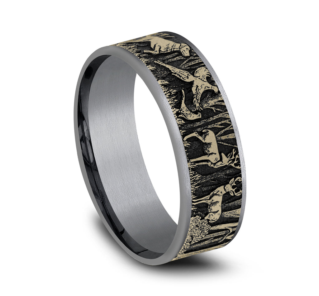 THE HUNTSMAN 7.5mm, Comfort fit, Grey Tantalum and 14K Yellow Gold, Forest scene design, thin edges