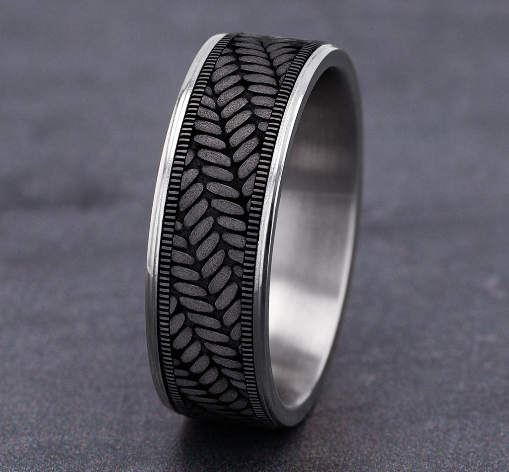 THE VANGUARD 7.5mm, Comfort fit, 14K White Gold and Grey Tantalum, Cross chevron pattern,  thin edges
