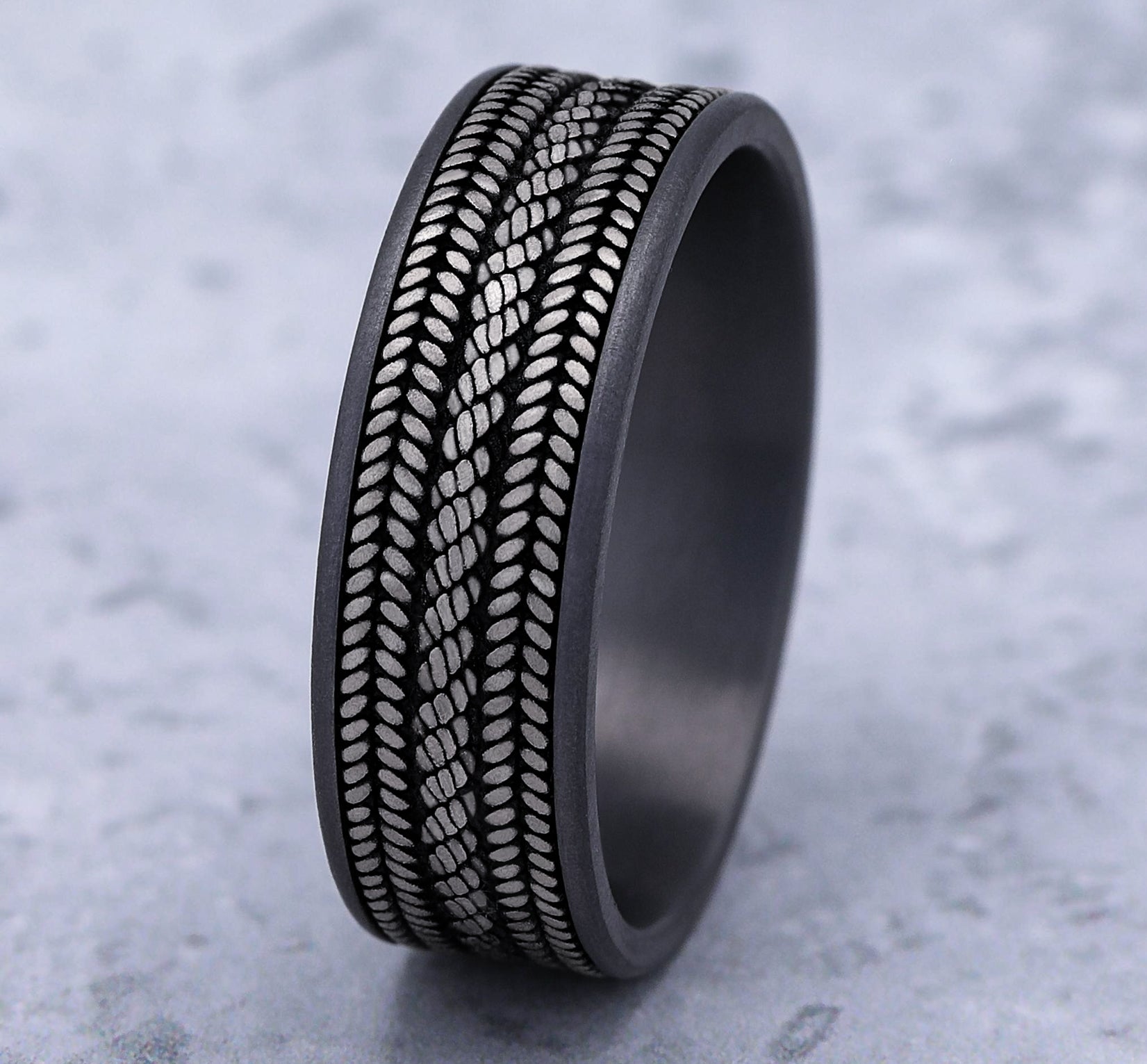 THE CORDOVAN 7.5mm, Comfort fit, Grey Tantalum and 14K White Gold, Rope center with chevron edge pattern, thin edges