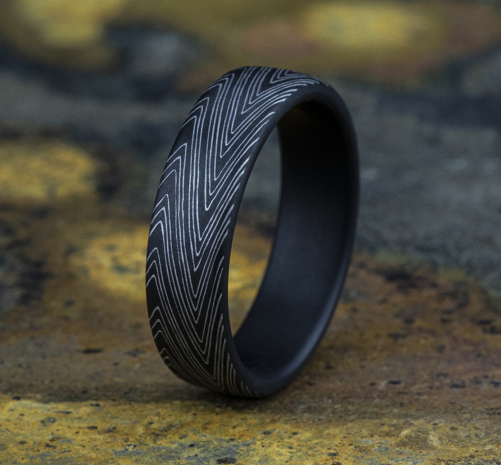 THE HERRINGBONE 6.5mm, European comfort fit, Darkened Tantalum, Unique Tamascus design