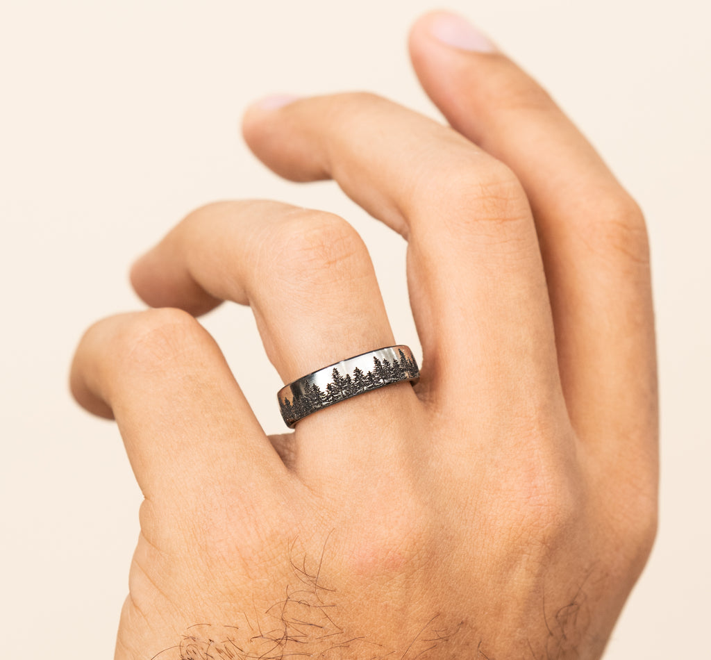 THE EVERGREEN 6.5mm, European comfort fit, Grey/Black Titanium, Treeline scenic design