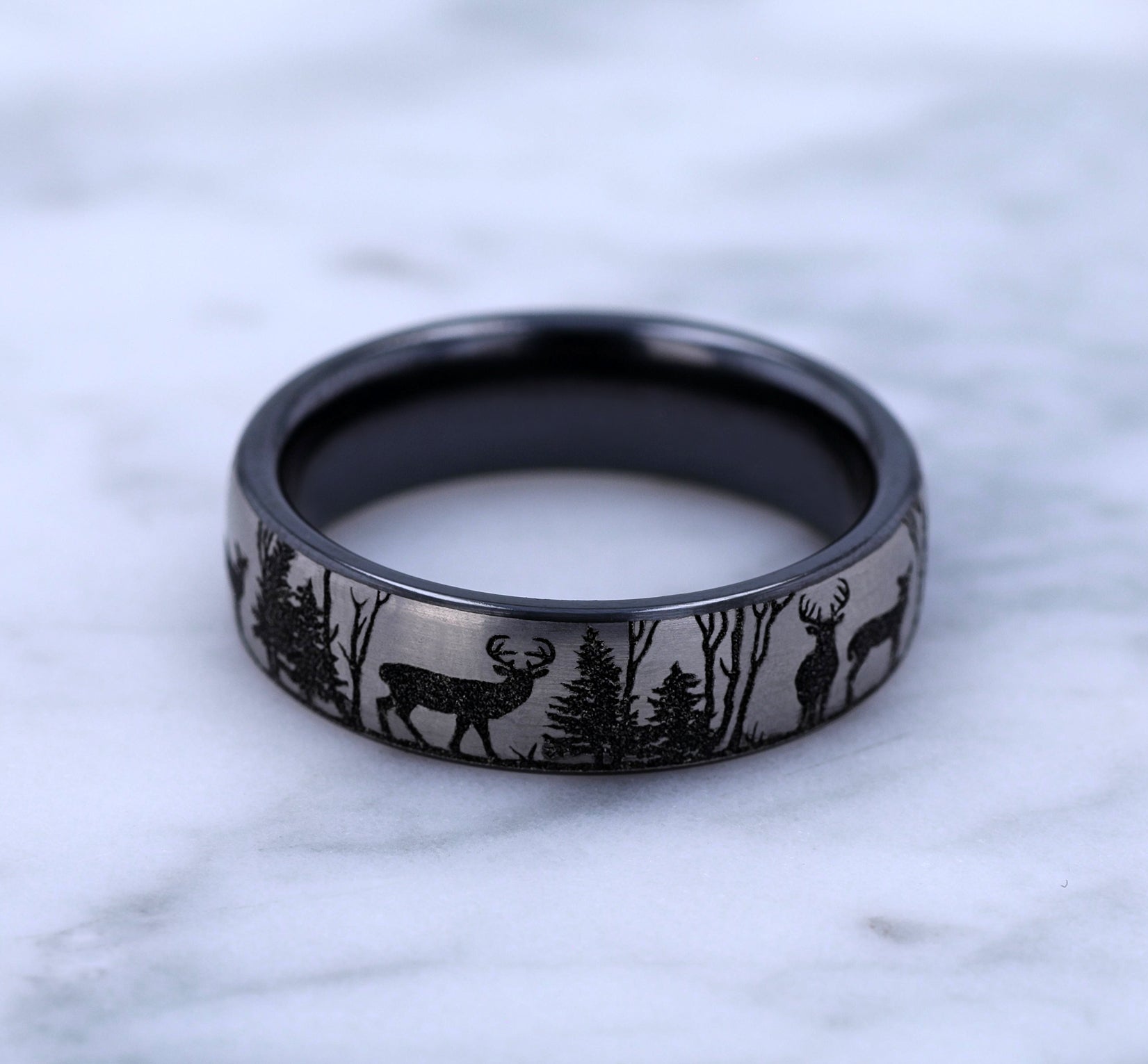 THE WHITETAIL 6.5mm, European comfort fit, Grey/Black Titanium, Forest scenic design