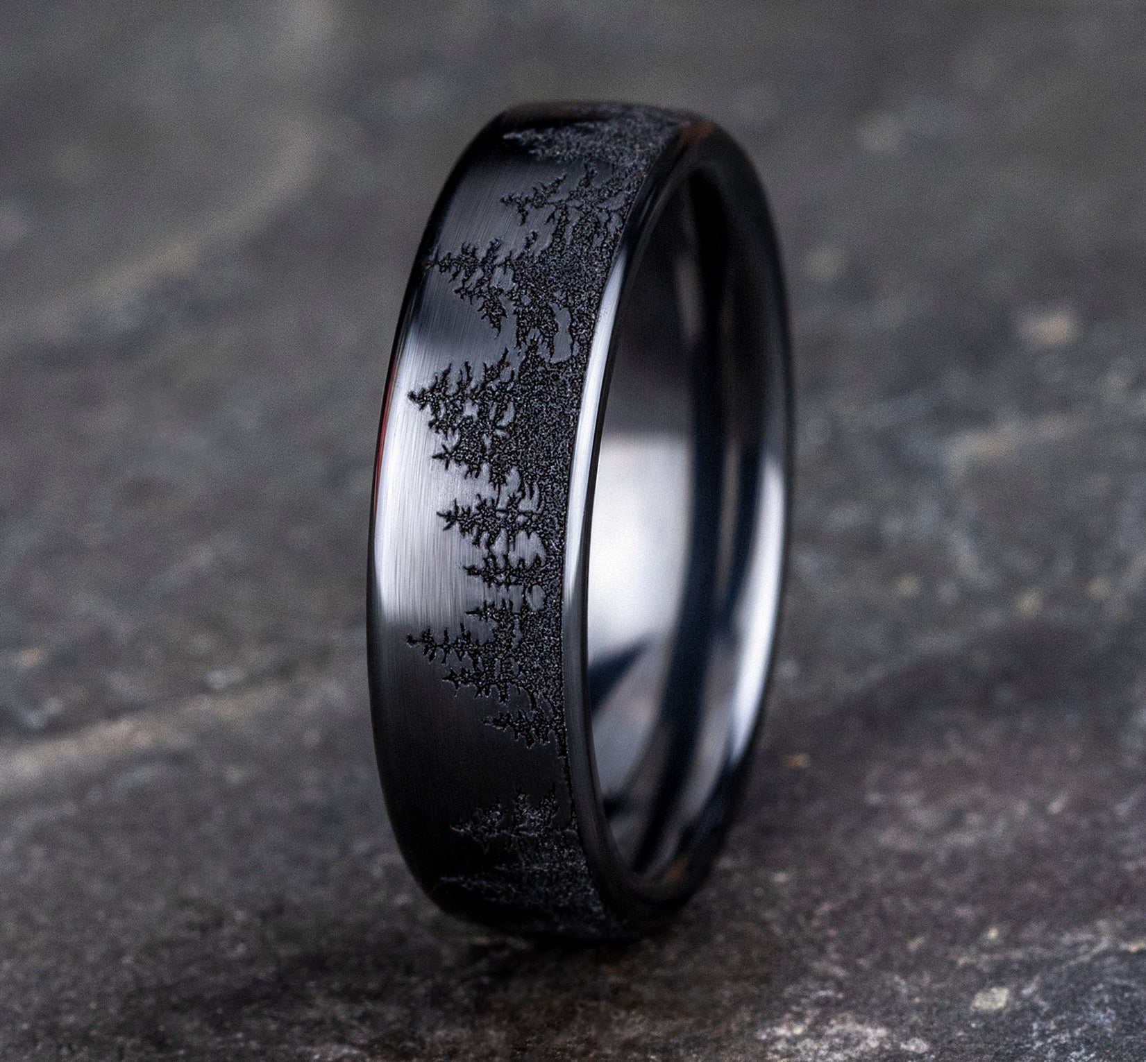THE ALPINE 6.5mm, European comfort fit, Black Titanium, Treeline pattern