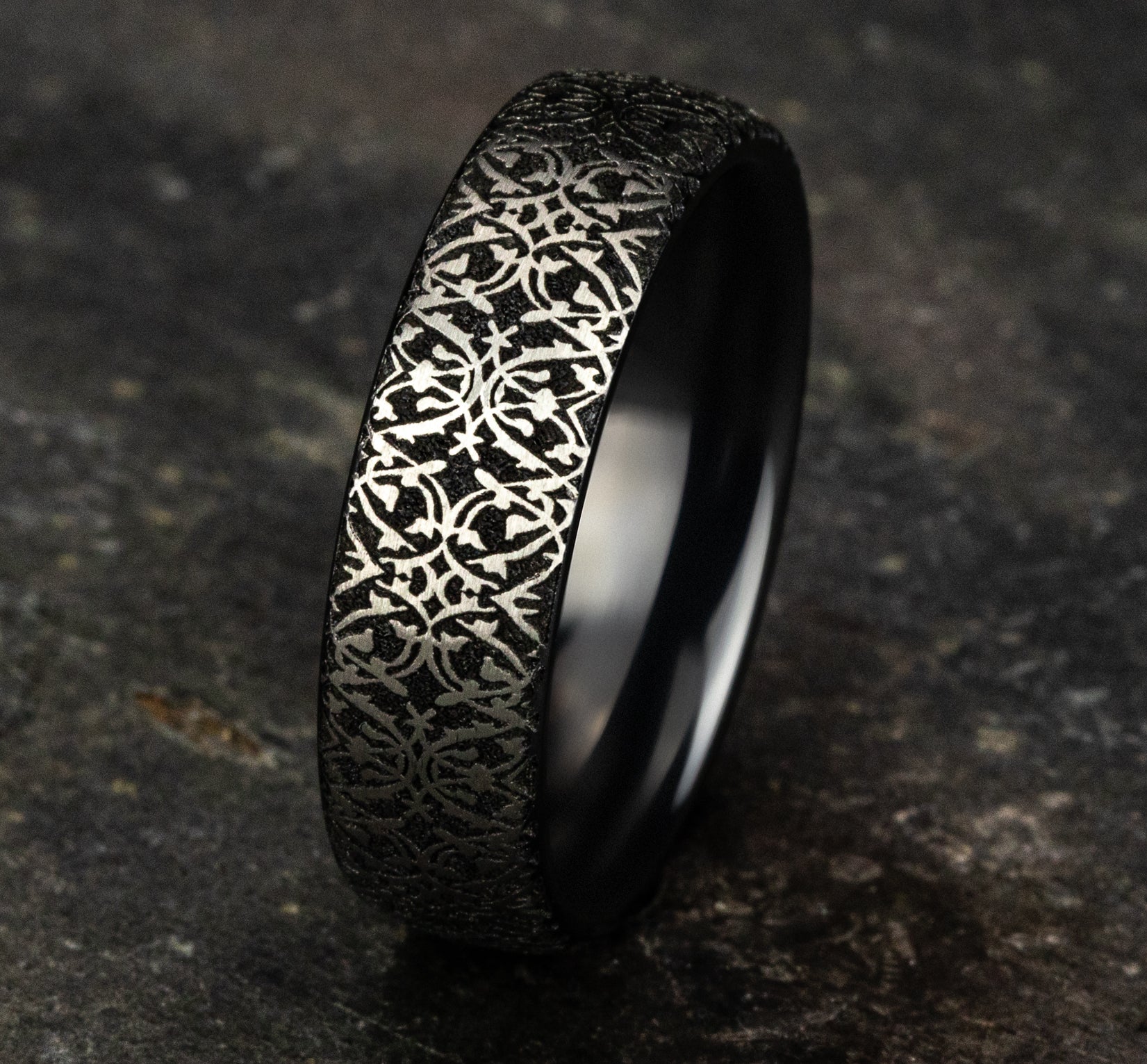 THE SULTAN 6.5mm, European comfort fit, Grey and Black Titanium, Ottoman pattern