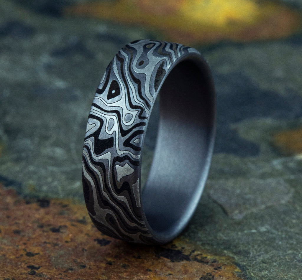 THE SWITCH 7.5mm, European comfort fit, Grey Tantalum, Mokume pattern