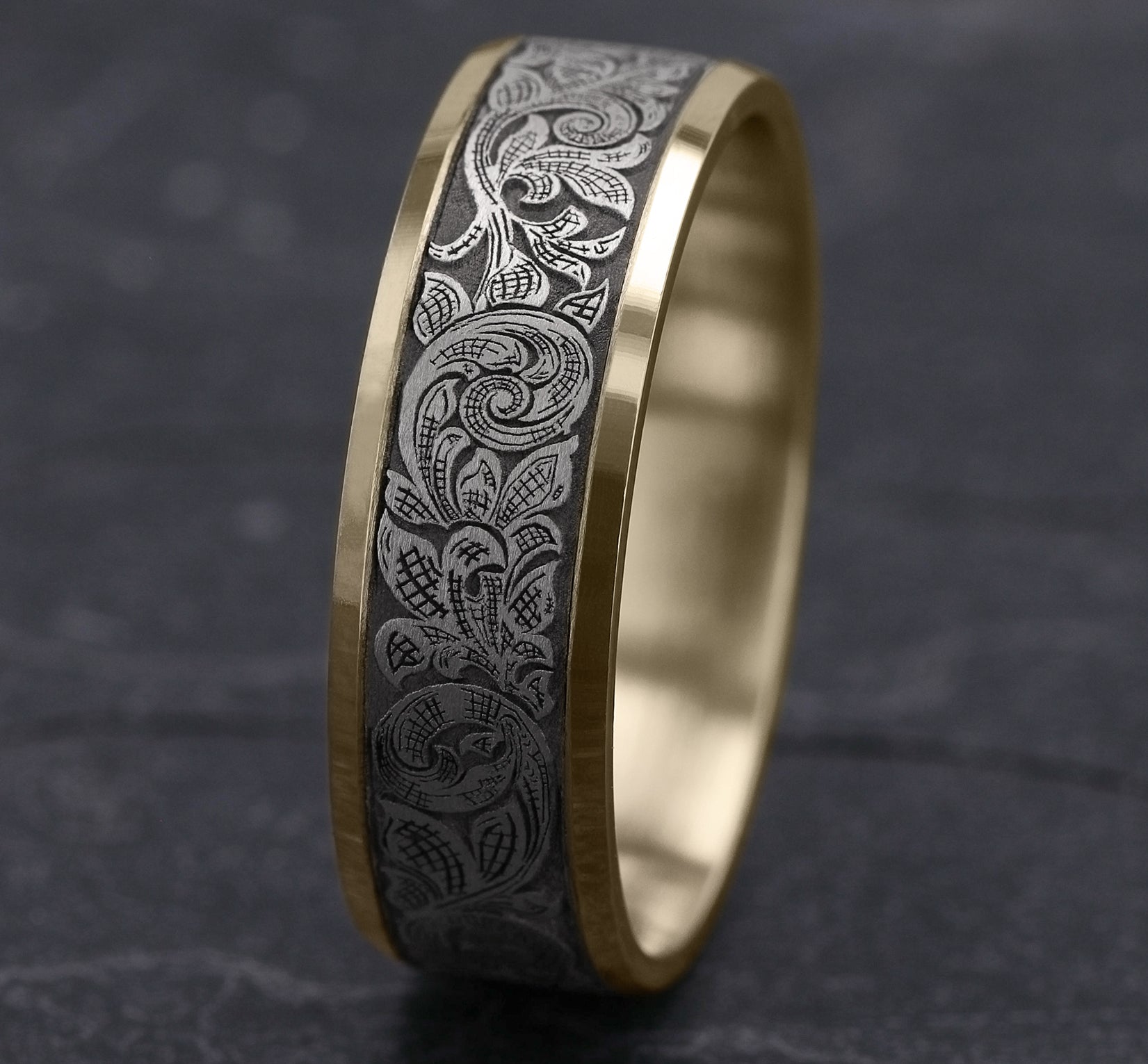 THE REGENCY 7mm, Lightweight comfort fit, 14K Yellow and White Gold, London script patterned center, polished bevel edges