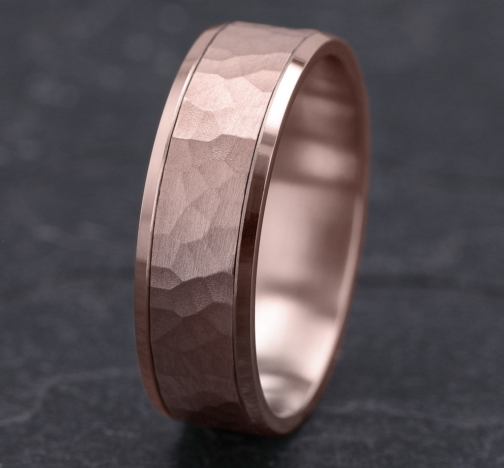 THE VILLA 7mm, Lightweight comfort fit, 14K Rose Gold, Satin hammered center, polished bevel edges