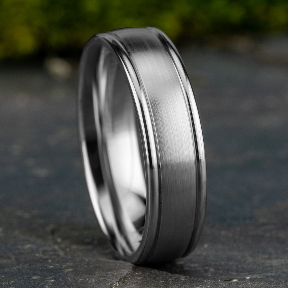 THE WASHINGTON 6mm, Comfort fit, 14K White Gold, Satin center, polished round edges