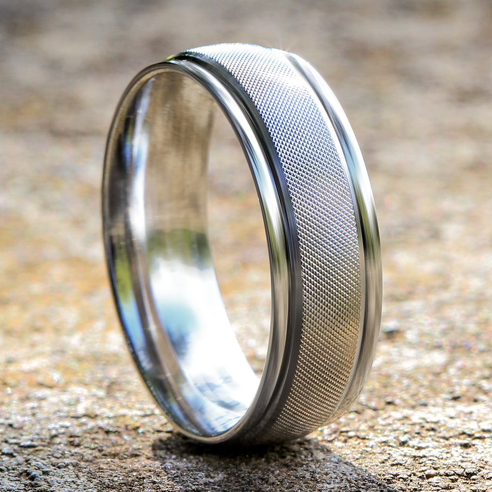 THE FIORE 7mm, Comfort fit, 14K White Gold, Florentine finished center, polished round edges